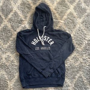 Women’s Hollister sweatshirt